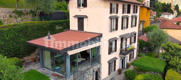 4 bedrooms Villa in Carate Urio, Italy No. 291175 3