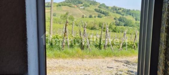 3 bedrooms House in Montecalvo Versiggia, Italy No. 109575 25