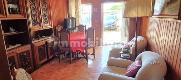 3 bedrooms House in Montecalvo Versiggia, Italy No. 109575 6