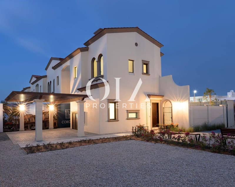 3 bedrooms Townhouse in Abu Dhabi, UAE No. 19212