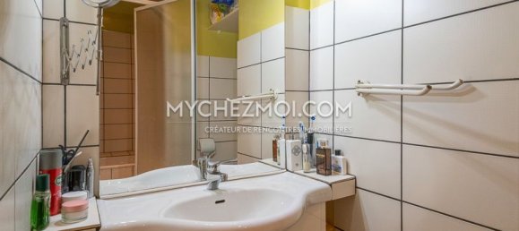 3 bedrooms Apartment in Lyon, France No. 335255 11