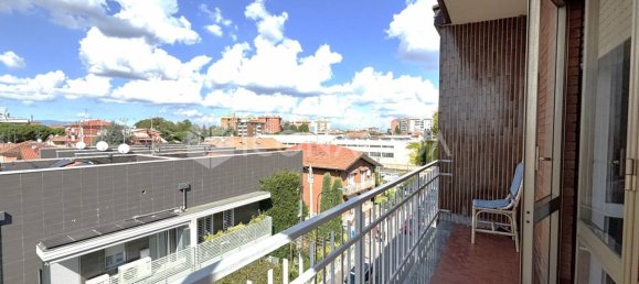 3 rooms Apartment in Cinisello Balsamo, Italy No. 379123 16