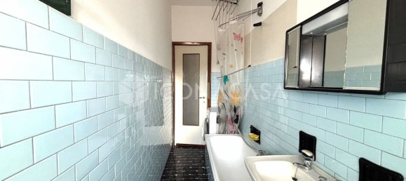 3 rooms Apartment in Cinisello Balsamo, Italy No. 379123 10