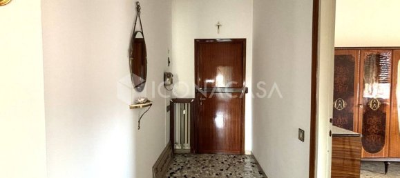 3 rooms Apartment in Cinisello Balsamo, Italy No. 379123 8