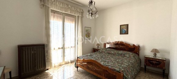 3 rooms Apartment in Cinisello Balsamo, Italy No. 379123 11