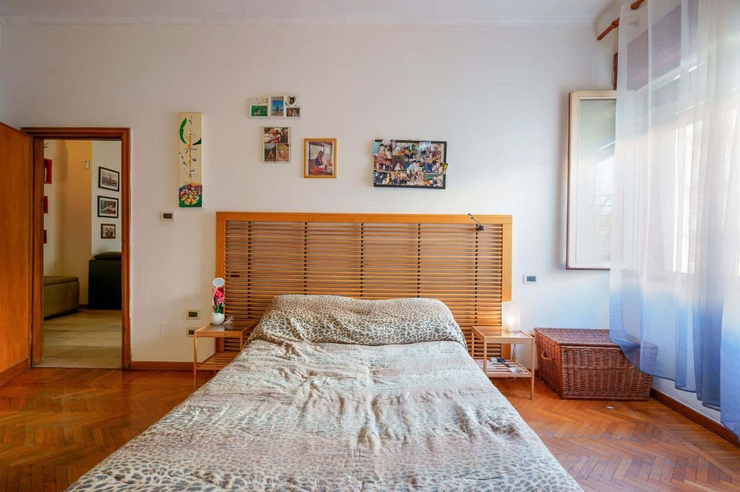 3 rooms Apartment in Bologna, Italy No. 15587