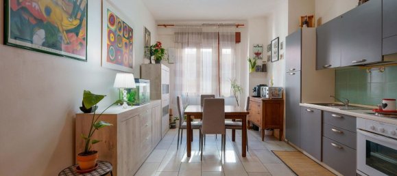 3 rooms Apartment in Bologna, Italy No. 15587 15