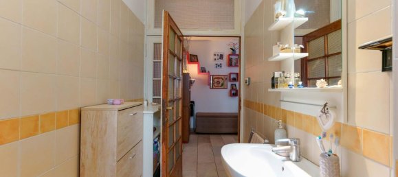 3 rooms Apartment in Bologna, Italy No. 15587 24