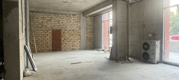 520m² Commercial property in Yasamal, Azerbaijan No. 1112 4