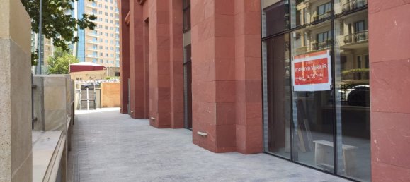 520m² Commercial property in Yasamal, Azerbaijan No. 1112 2