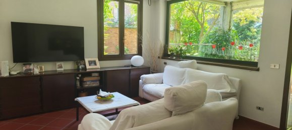 Duplex de 5 divisões em Busto Arsizio, Italy N.º 263494 5