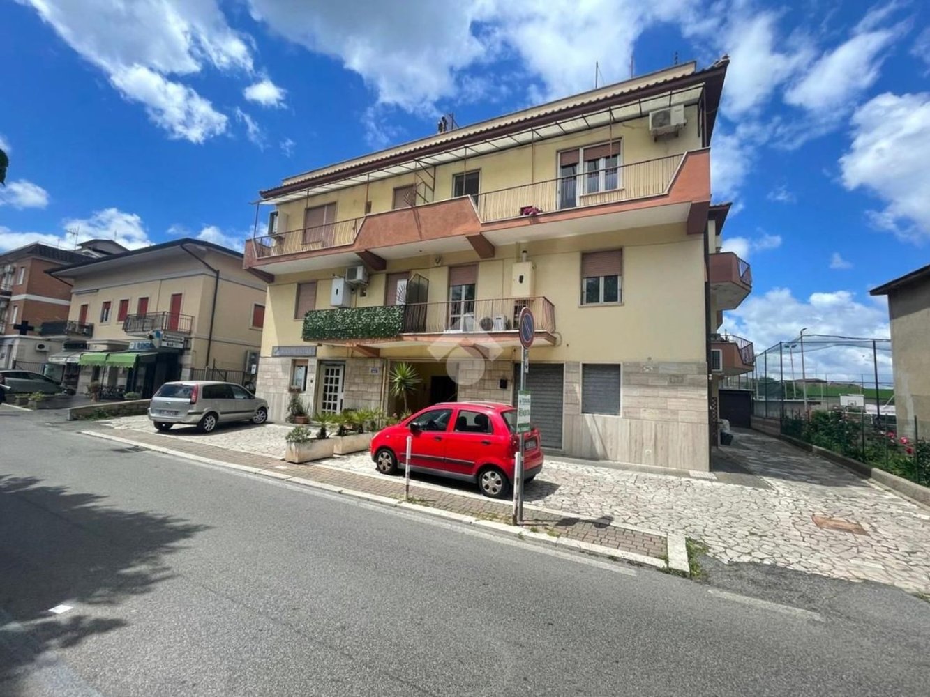 3 bedrooms Apartment in Marino, Italy No. 397798