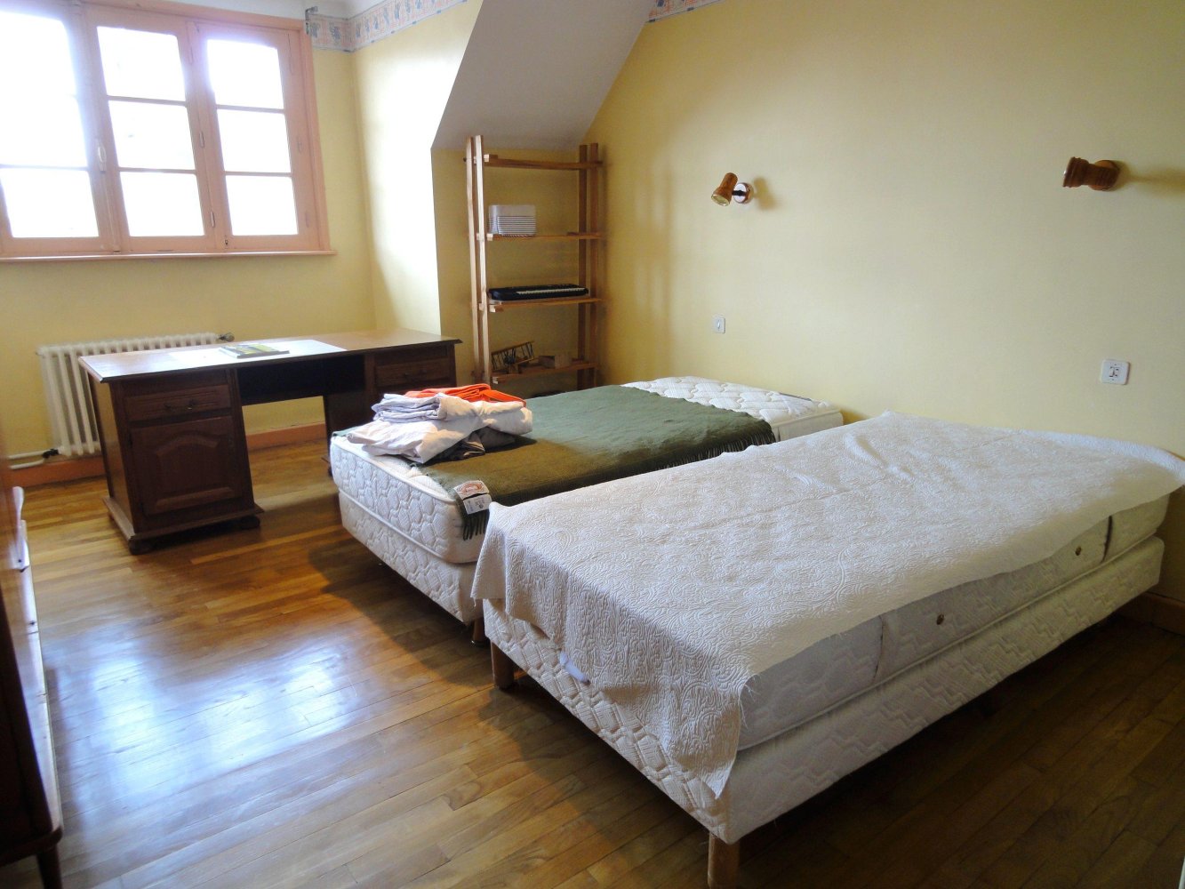 6 bedrooms House in Gourin, France No. 200352