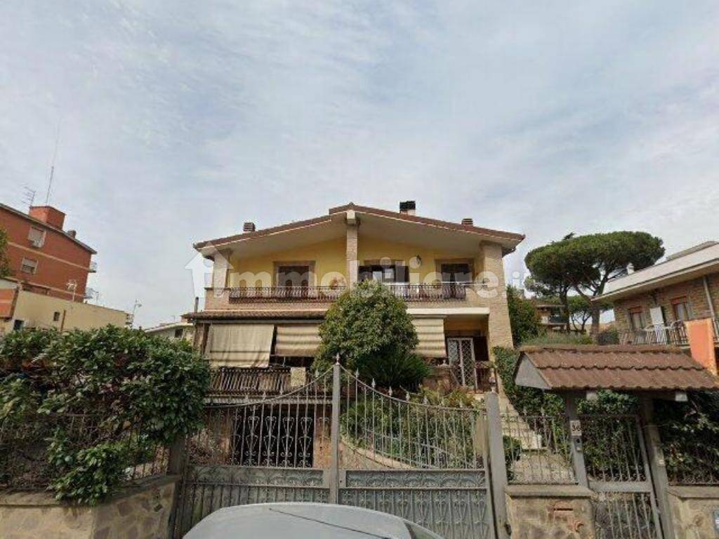 Villa T6 em Rome, Italy N.º 9033