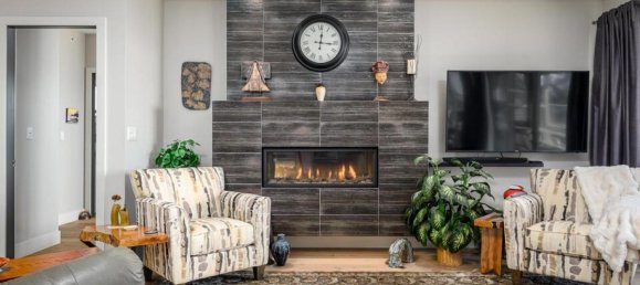 3 bedrooms House in British Columbia, Canada No. 1126 11