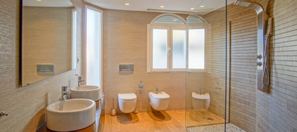 5 bedrooms Villa in L'Alfàs del Pi, Spain No. 10152 30