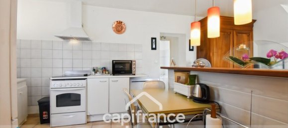 Apartamento de 2 dormitorios en Rochefort, France No. 359822 7