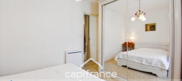 Apartamento de 2 dormitorios en Rochefort, France No. 359822 8