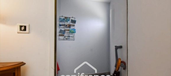Apartamento de 2 dormitorios en Rochefort, France No. 359822 4