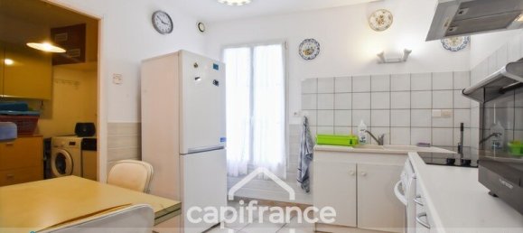 Apartamento de 2 dormitorios en Rochefort, France No. 359822 5