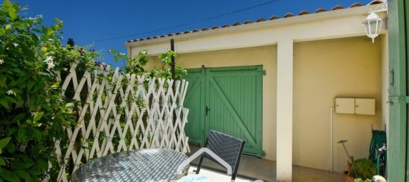 Apartamento de 2 dormitorios en Rochefort, France No. 359822 16