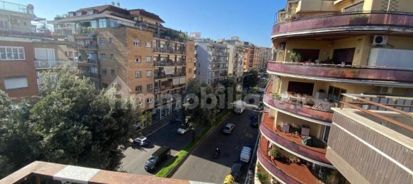 4 chambres Penthouse à Rome, Italy No. 146059 9