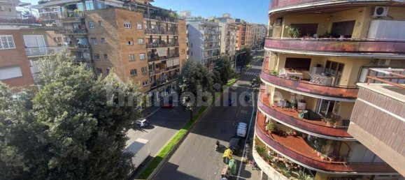 4 chambres Penthouse à Rome, Italy No. 146059 37
