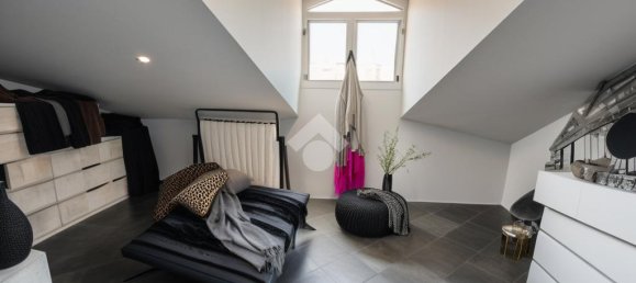 3 bedrooms Apartment in Imperia, Italy No. 298343 5