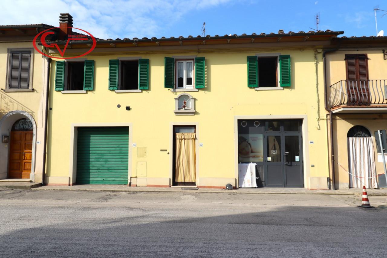 Квартира с 11 комнатами в Бучине, Италия № 238275