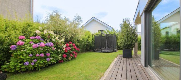 Villa de 5 dormitorios en Wolfsburg, Germany No. 273840 3