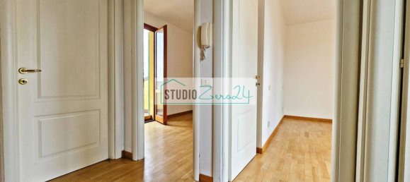 3 bedrooms House in Viareggio, Italy No. 107425 10