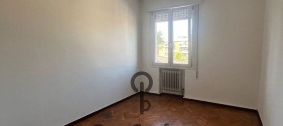 4 rooms Apartment in Trebaseleghe, Italy No. 273845 13