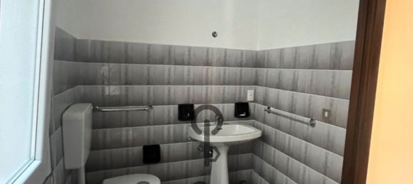 4 rooms Apartment in Trebaseleghe, Italy No. 273845 10