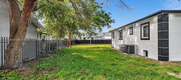 4 dormitorios villa en venta en Miami, Miami-Dade, Florida, USA № 615953 27