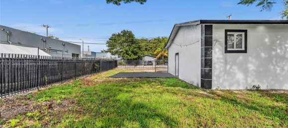 4 dormitorios villa en venta en Miami, Miami-Dade, Florida, USA № 615953 24