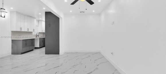 4 dormitorios villa en venta en Miami, Miami-Dade, Florida, USA № 615953 15