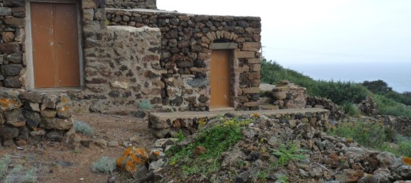3-salle Maison à Pantelleria, Italy No. 251746 2