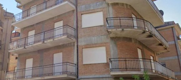 4 rooms Apartment in Corigliano Rossano, Italy No. 185396 3