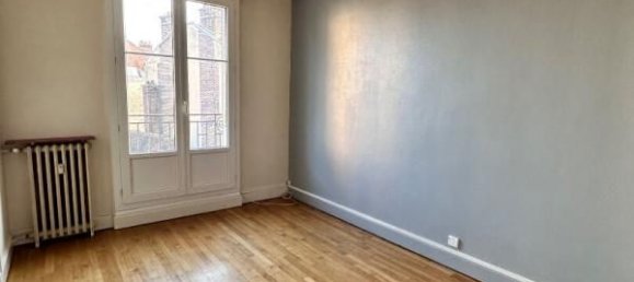 2 chambres Appartement à Troyes, France No. 209908 2