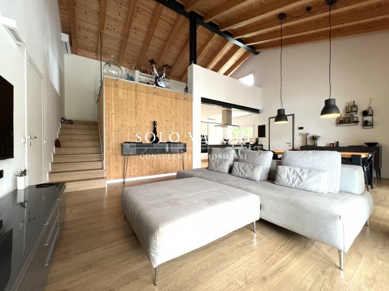 3 bedrooms House in Vedelago, Italy No. 295899