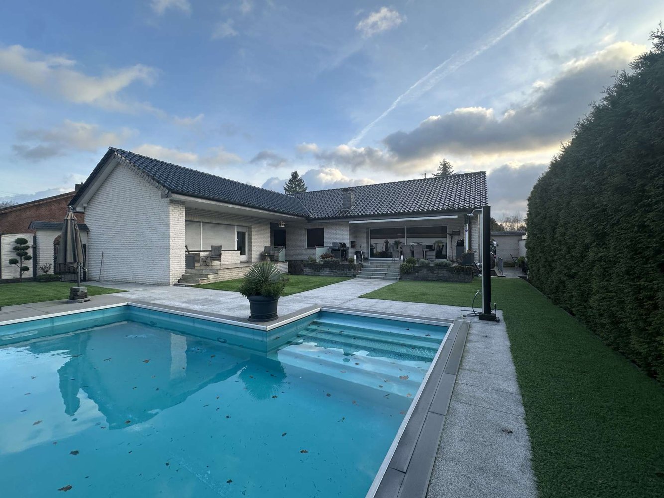 5 chambres Propriété commerciale à Recklinghausen, Germany No. 128402