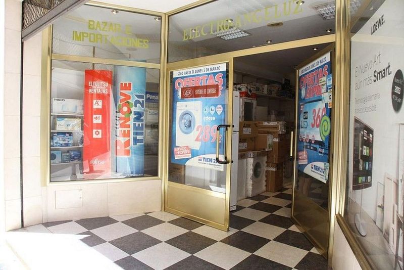  Commercial property in Antequera, Spain No. 228343