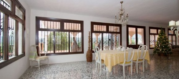 4 bedrooms Villa in Coin, Spain No. 122109 13