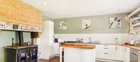 4 bedrooms Castles in Eymet, France No. 342347 3