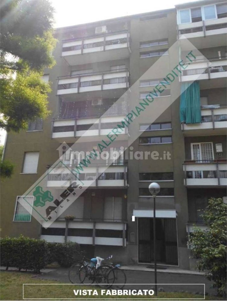 1 bedroom Apartment in Milan, Italy No. 372560