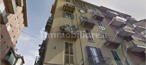 2 bedrooms Apartment in Turin, Italy No. 10320 6