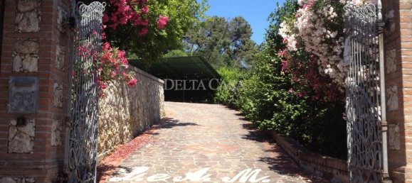 3 bedrooms Villa in Camaiore, Italy No. 169226 2