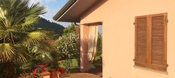 3 bedrooms Villa in Camaiore, Italy No. 169226 6
