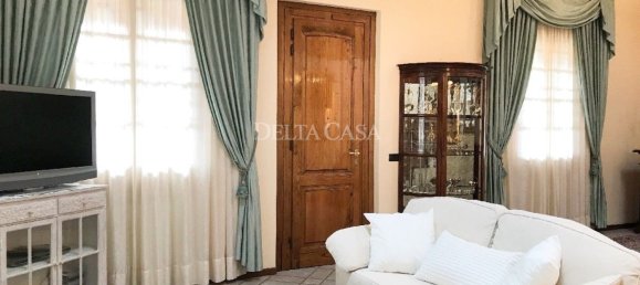 3 bedrooms Villa in Camaiore, Italy No. 169226 13