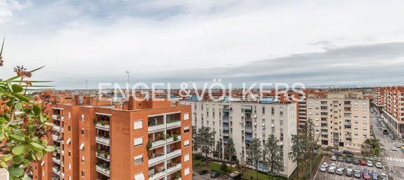 4 rooms Apartment in Rome, Italy No. 129192 27